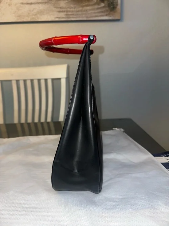 GUCCI Black Leather Bamboo Shoulder Bag - Picture 3 of 5